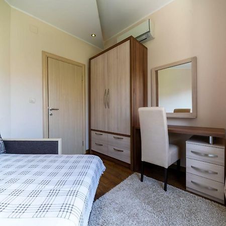 Apartments Crystall Budva Bagian luar foto