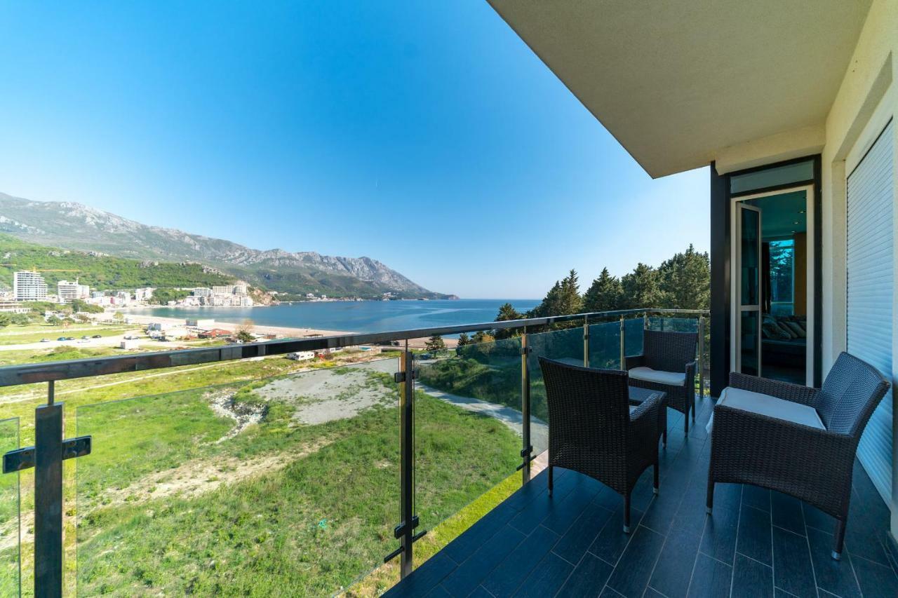 Apartments Crystall Budva Bagian luar foto