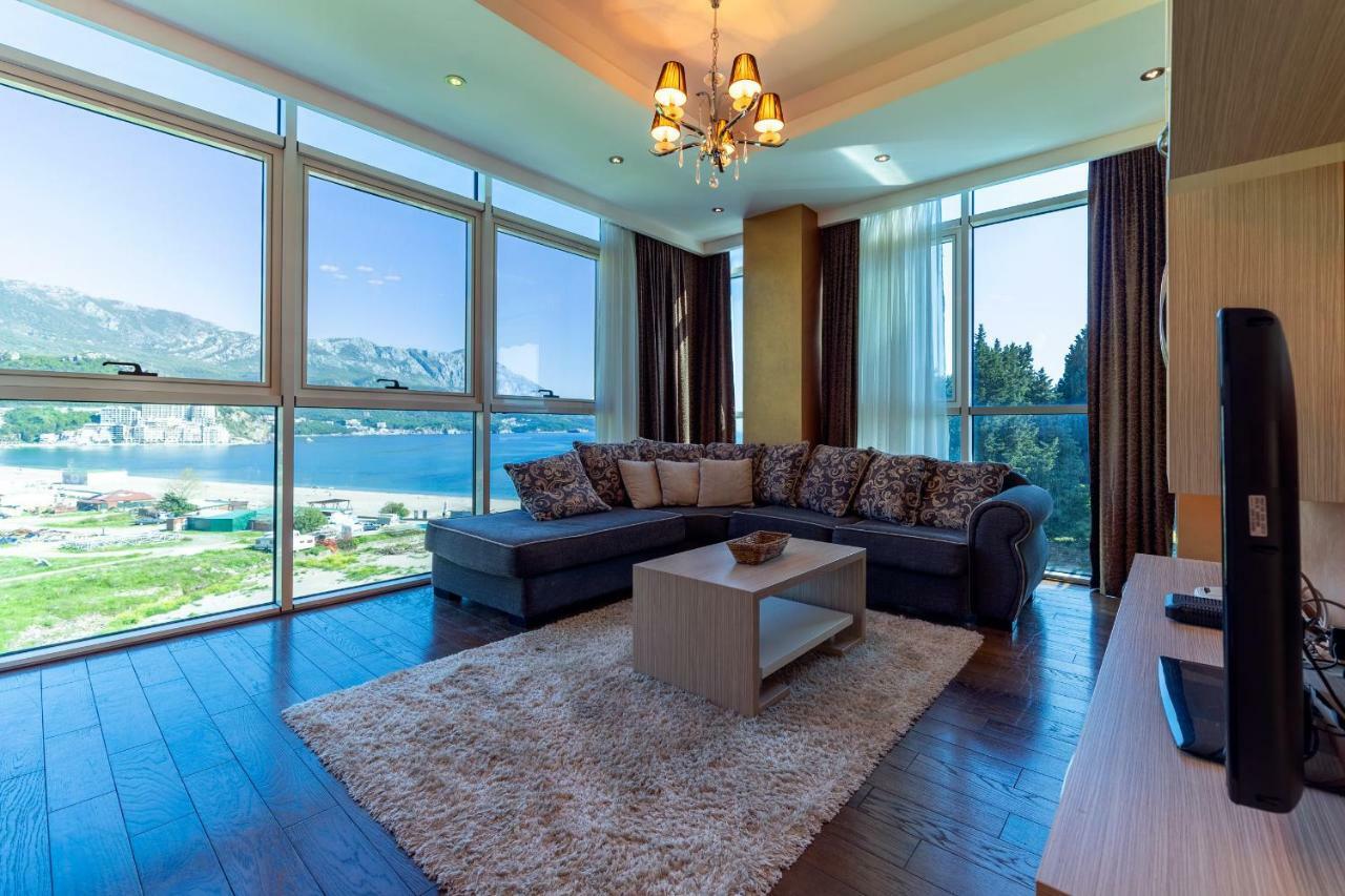 Apartments Crystall Budva Bagian luar foto