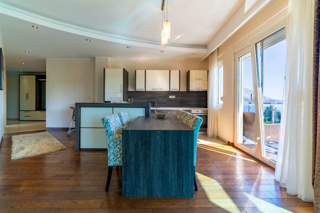 Apartments Crystall Budva Bagian luar foto